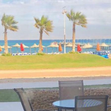 Chalet Porto South Beach - Beach Front Sea View Ain Sukhna Exteriör bild
