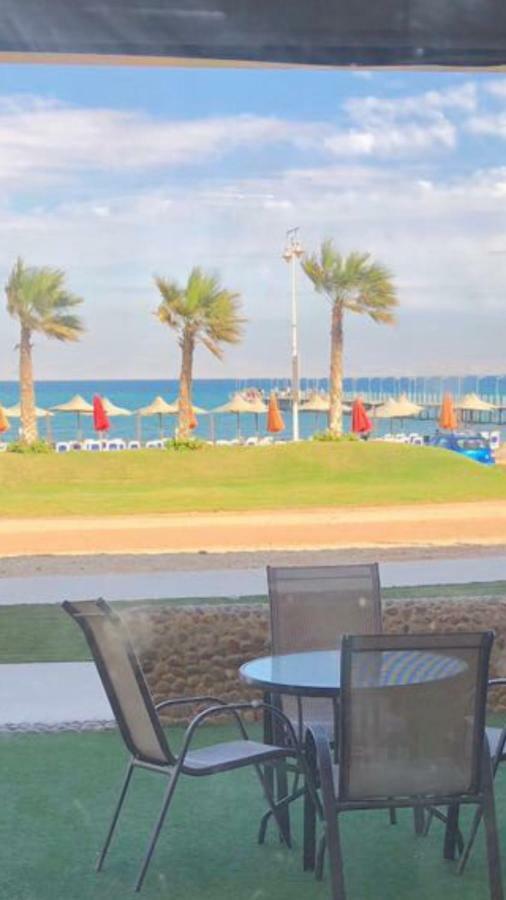 Chalet Porto South Beach - Beach Front Sea View Ain Sukhna Exteriör bild